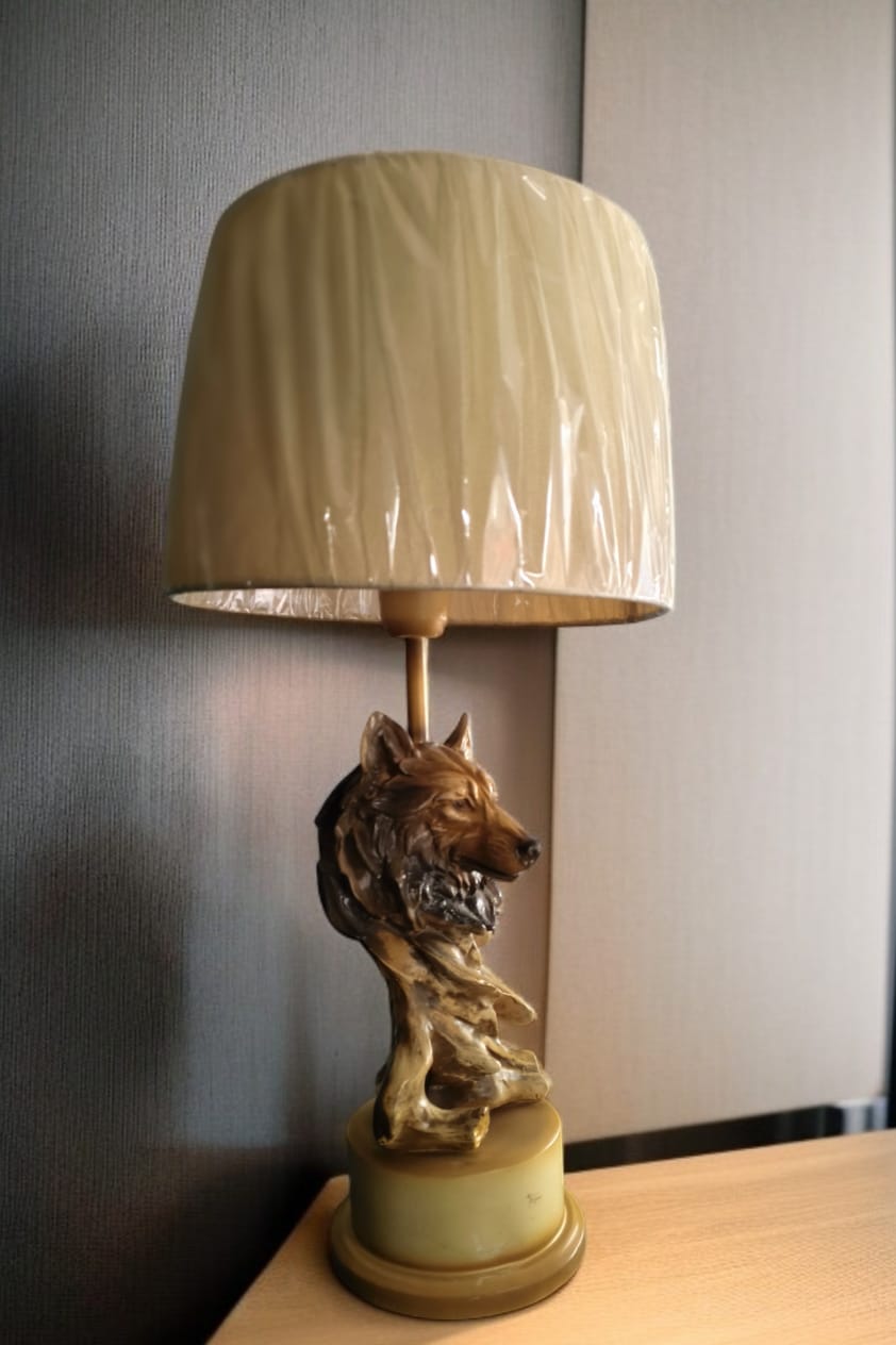 Wolf Table Lamp